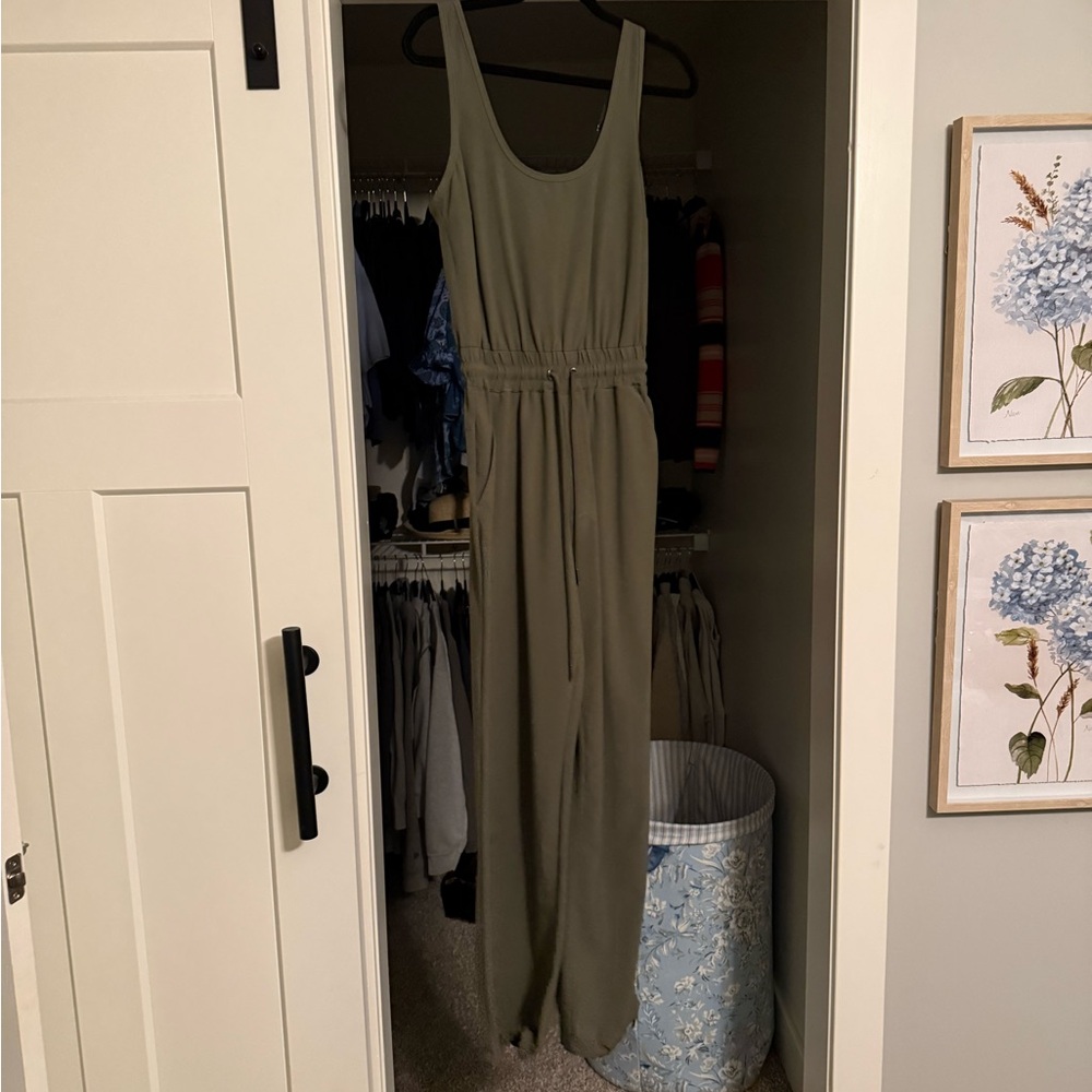 Abercrombie & Fitch Olive Jumpsuit